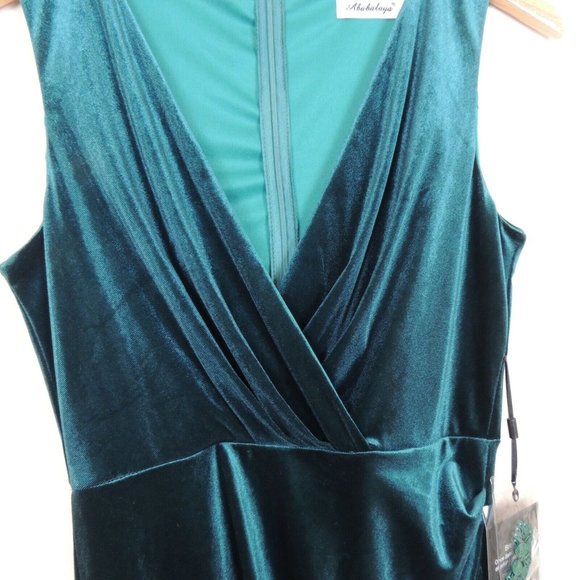 Babalet Sz M Women's Elegant Green Velvet Formal Dress Evening/Prom Sleeveless - Picture 6 of 12